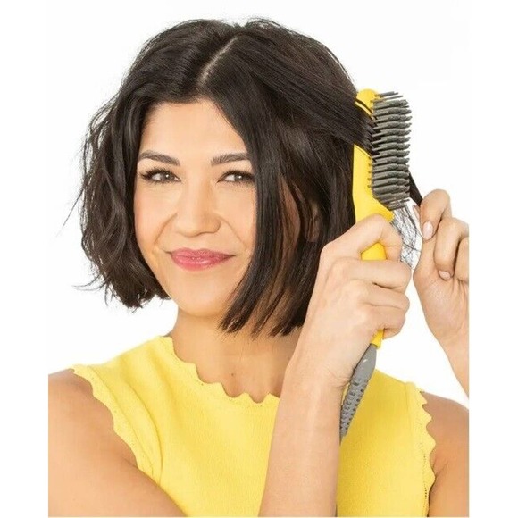 Drybar The Baby Brush Crush Heated Straightening Brush Travel Hair Straightener - Picture 2 of 10